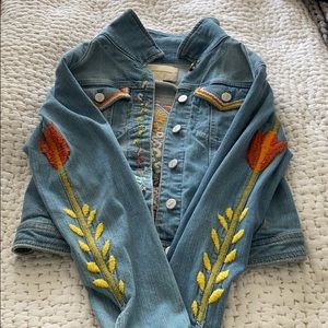 Cute jean jacket with embroidery